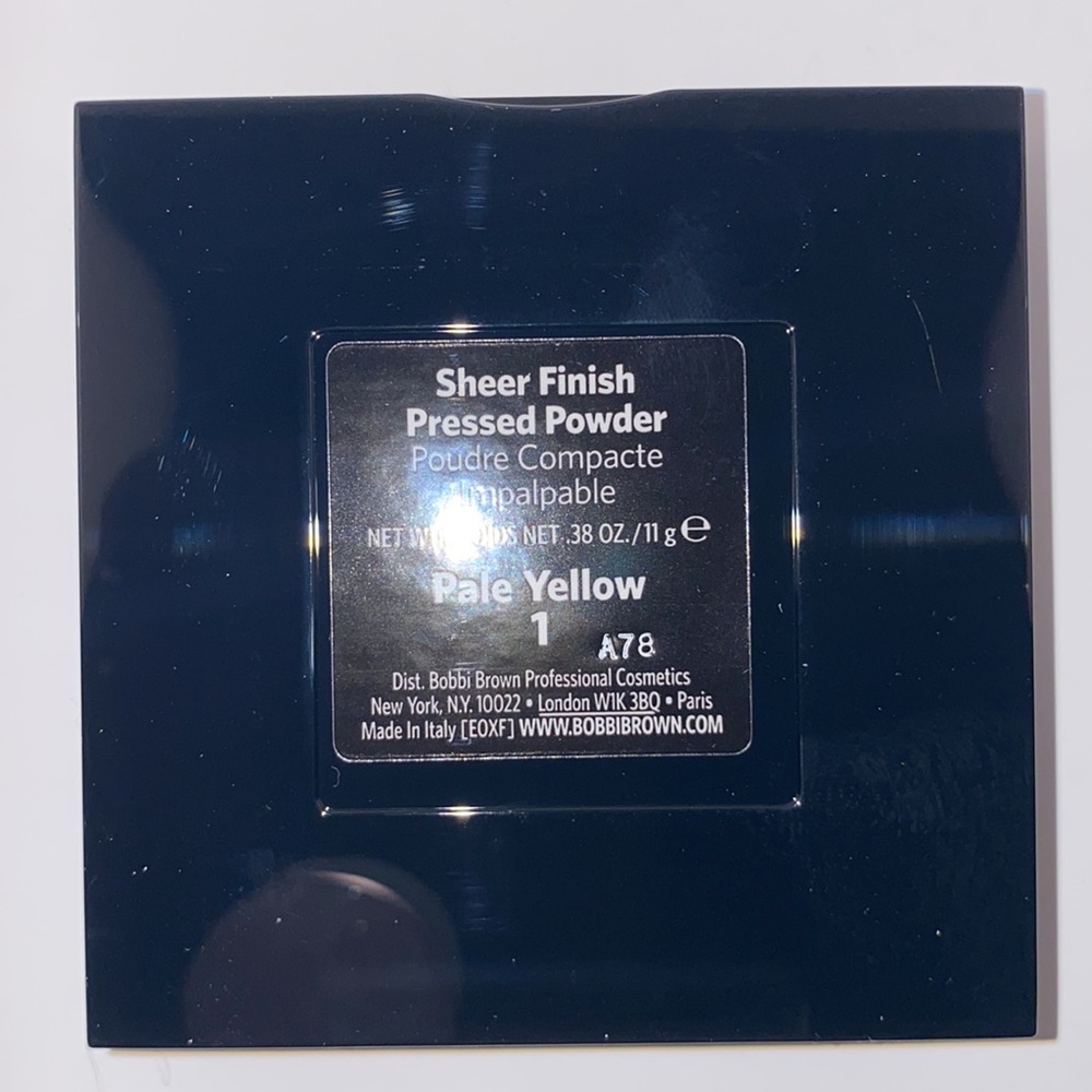 NWT BOBBI BROWN Sheer Finish Pressed Powder in “Pale Yellow” (Factory Sealed) - Picture 6 of 15